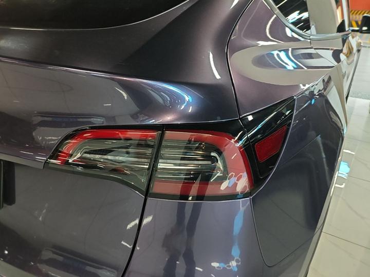 Model Y 2022 RWD photo 7