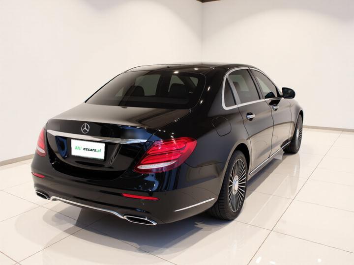 E-Class 2019 E 200 L photo 4