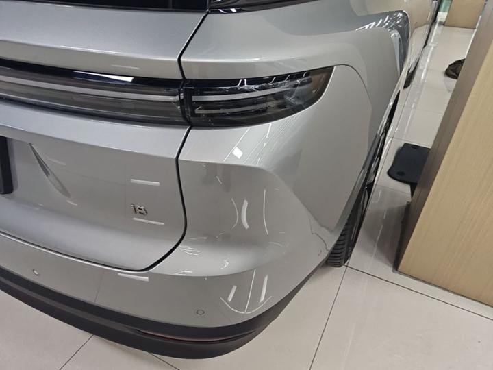 Li Auto i8 2025 Standard photo 7