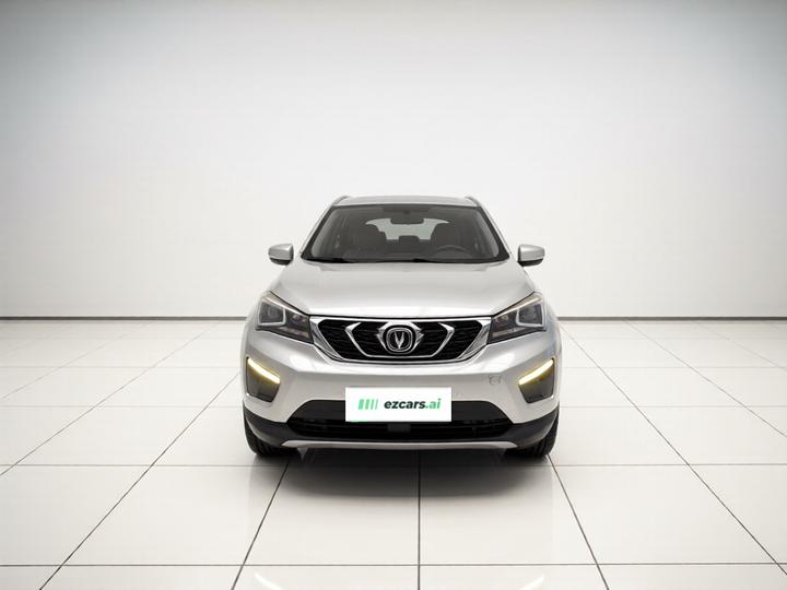 CS15 2016 1.5L MT Luxury photo 2