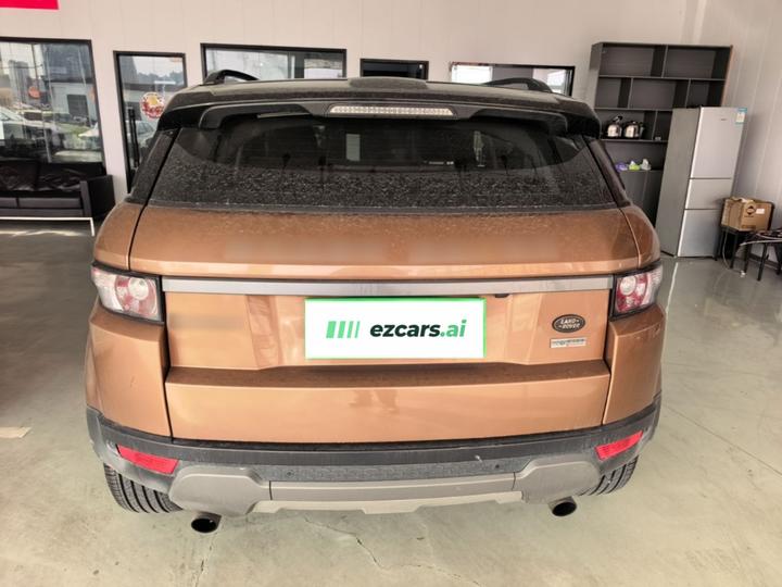 Range Rover Evoque 2015 2.0T 5-Door photo 5