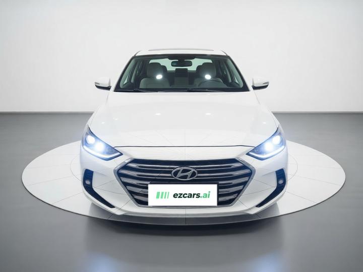 Elantra 2016 1.6L AT Smart Elite photo 2