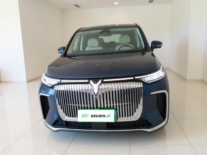Voyah Dreamer 2025 PHEV AWD Flagship photo 2