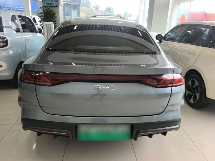 Qin L 2024 DM-i 120KM Leading photo 3
