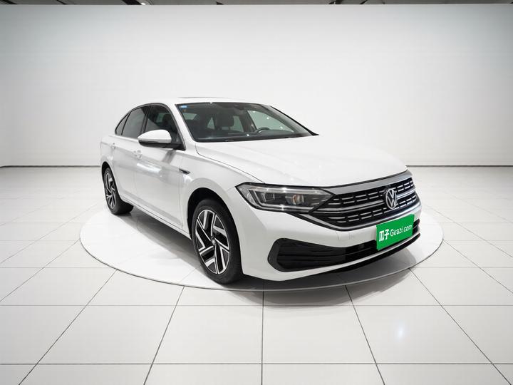 Sagitar 2023 200TSI DSG photo 3