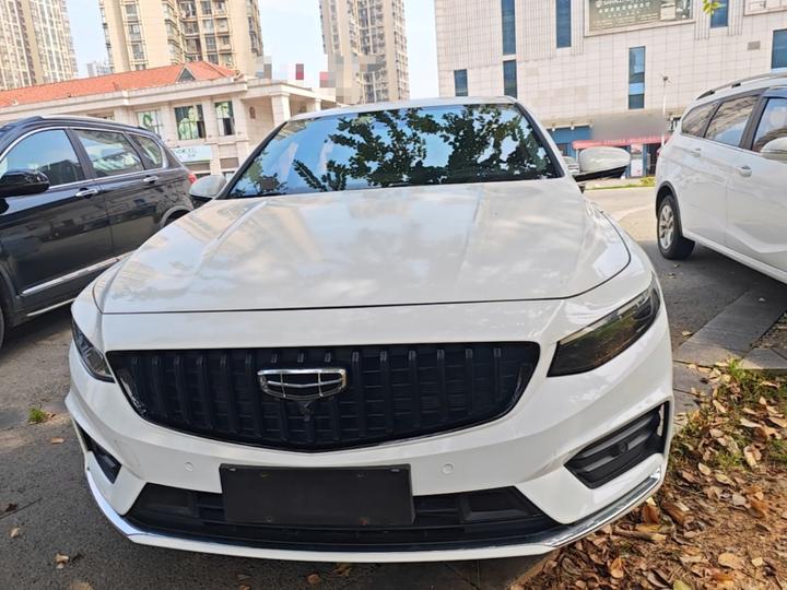 Preface 2021 Facelift 2.0TD Premium photo 2
