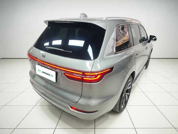 Li Auto ONE 2021 EREV 6-Seater photo 4