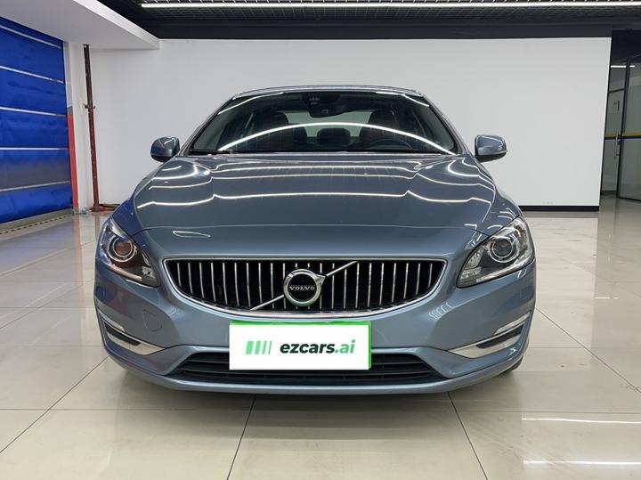 S60 2018 S60L T3 Progressive photo 2