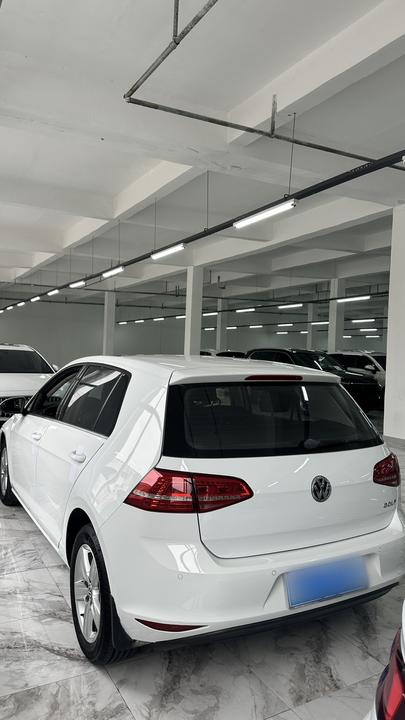 Golf 2016 1.6L AT Comfort photo 2