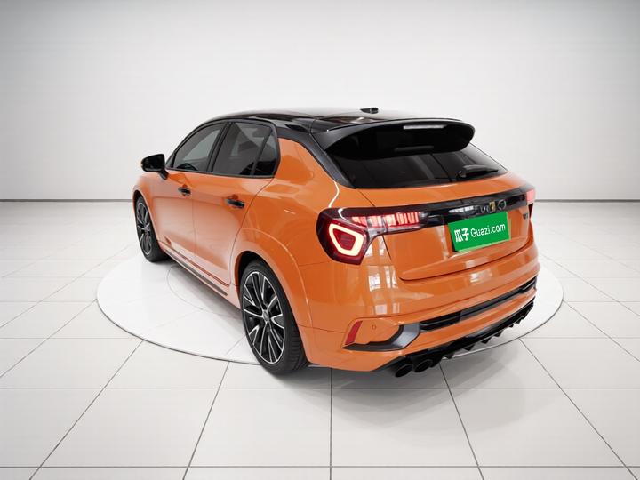 02 Hatchback 2021 2.0TD Halo photo 4