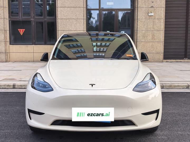 Model Y 2022 RWD photo 2