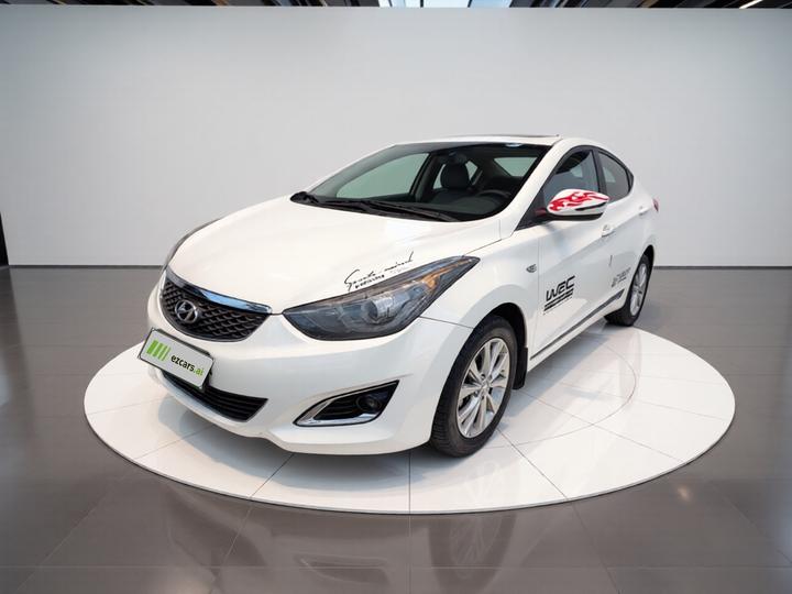 Elantra 2016 1.6L AT Smart