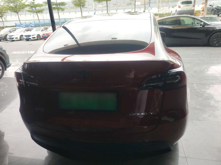 Model Y 2021 Long Range AWD photo 3