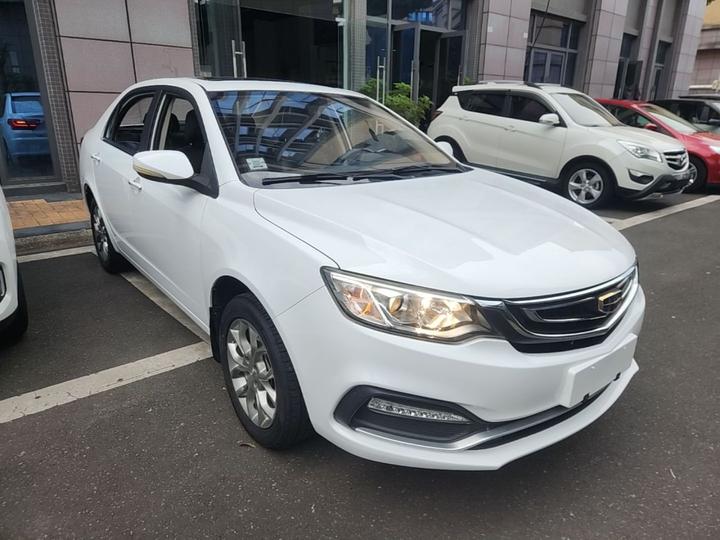 Vision 2018 1.5L MT photo 3