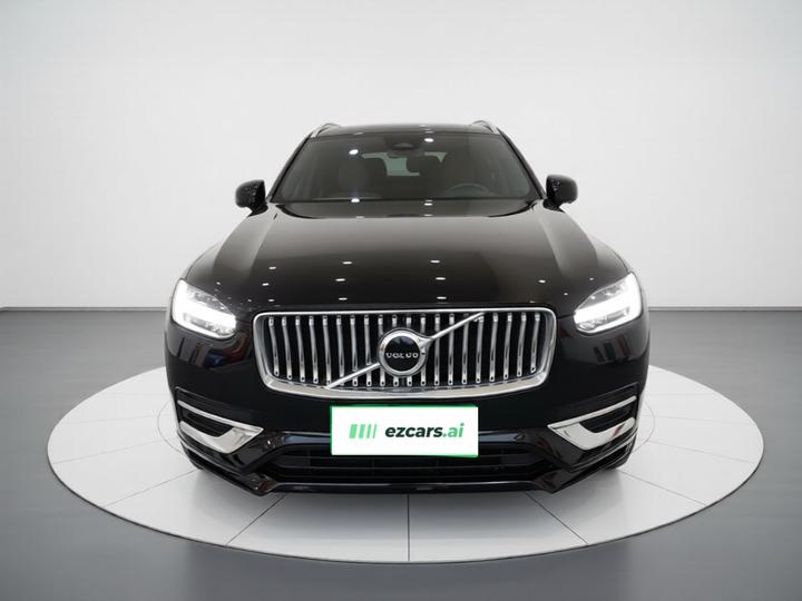 XC90 2023 B6 Luxury 7-Seater photo 2