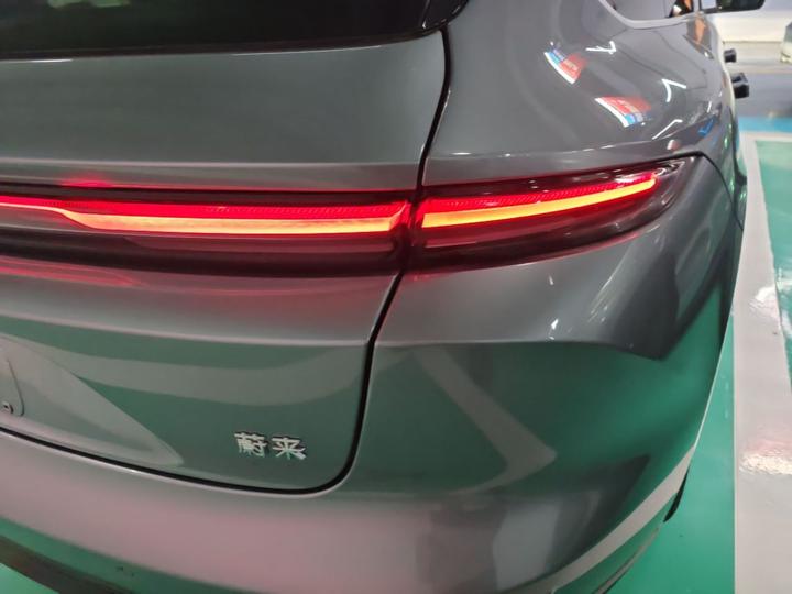 ET5T 2025 75kWh Touring photo 7