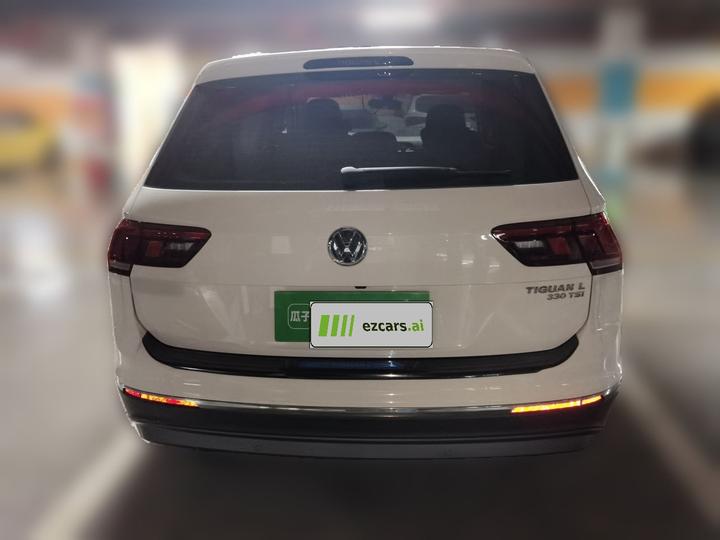 Tiguan L 2017 330TSI AT RWD Luxury photo 5