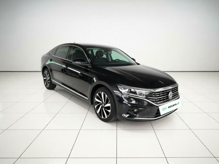 Passat 2022 330TSI Luxury photo 3