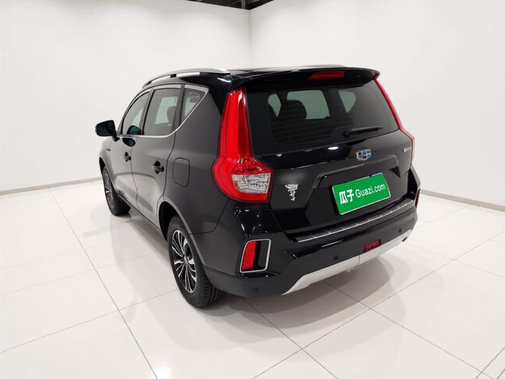 Vision X6 2016 1.8L MT Luxury photo 4