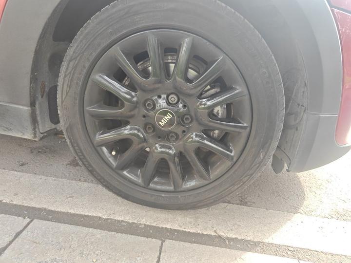 2016 1.5T COOPER 5-Door photo 8