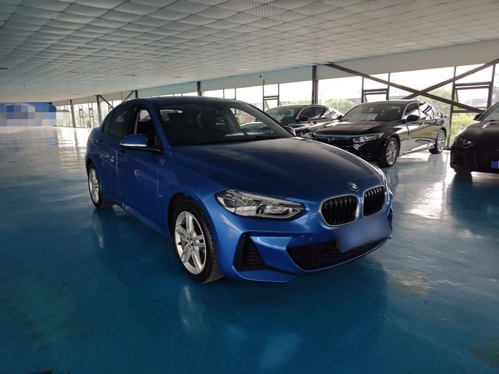 1 Series 2019 118i M Sport Package photo 4