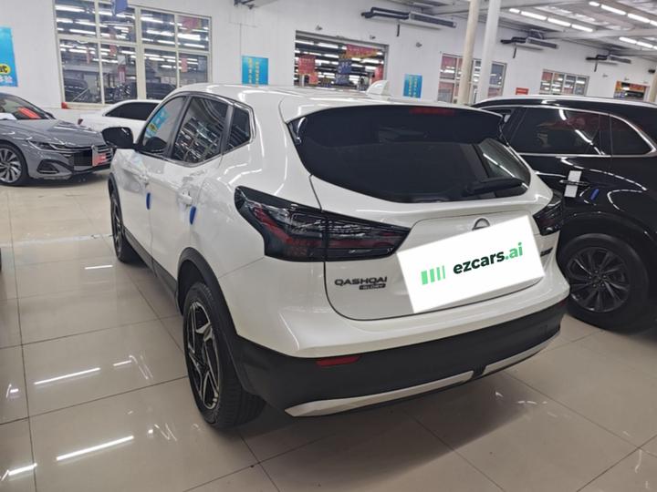 Qashqai 2025 2.0L CVT XV+ Leading photo 4