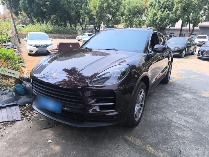 2018 Macan 2.0T