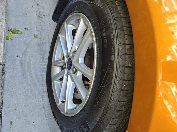 Focus 2015 Hatchback EcoBoost 125 MT photo 8