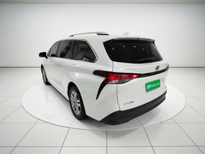 Sienna 2023 2.5L Hybrid Comfort photo 4