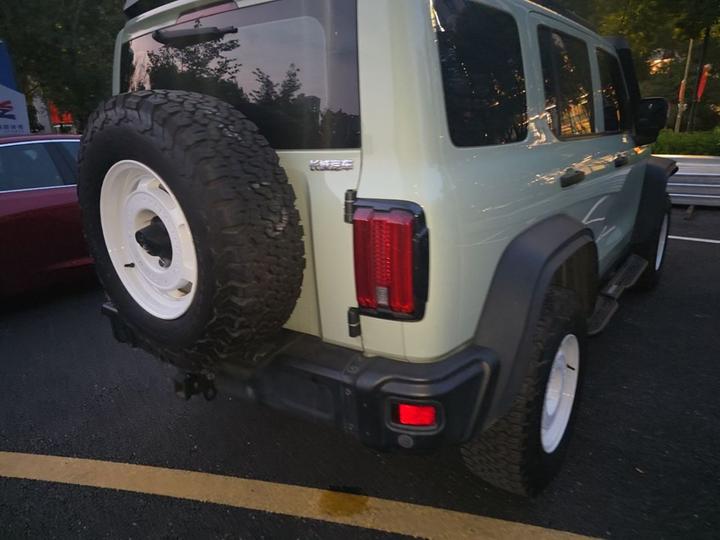 300 2023 2.0T 02 photo 7