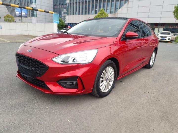 Focus 2020 Sedan EcoBoost 180 AT