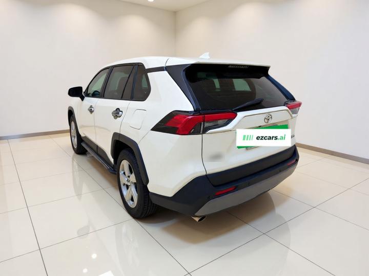 RAV4 2020 2.0L CVT RWD PLUS photo 4
