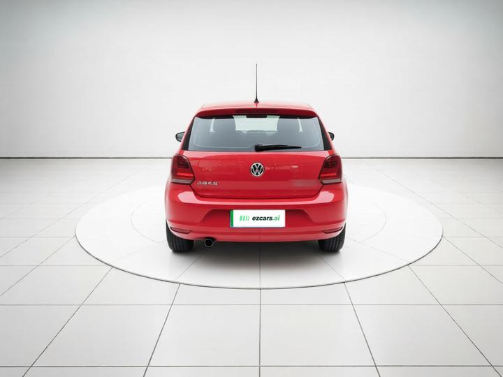 Polo 2014 1.6L AT Comfort photo 5