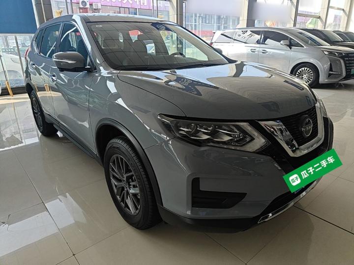 X-Trail 2025 2.0L RWD Leading photo 3