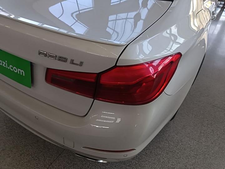 5 Series 2018 528Li Special photo 7