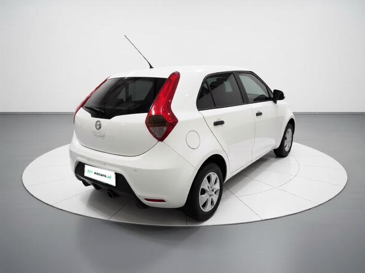 3 2014 1.3L AMT Comfort photo 6