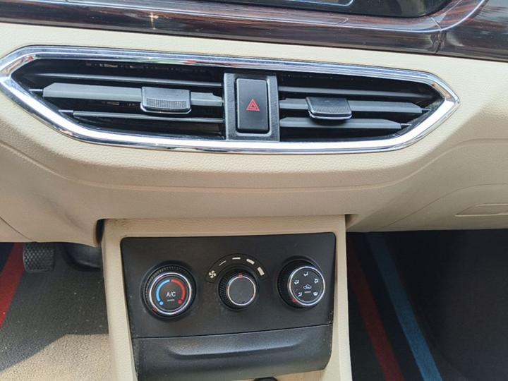 Kuayue V5 2021 1.6L Luxury DAM16KR photo 8