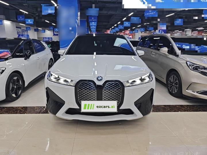 iX 2022 xDrive40 photo 2