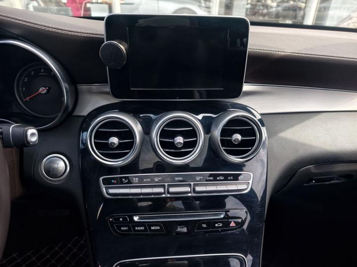 GLC 2016 GLC 200 4MATIC photo 5
