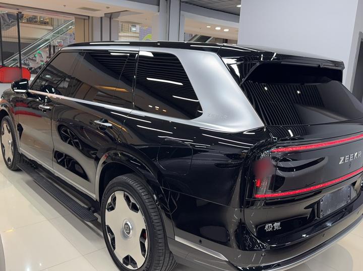 9X 2025 Hyper 70kWh 6-Seater photo 4