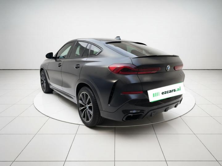X6 2022 xDrive40i M Sport Package photo 4