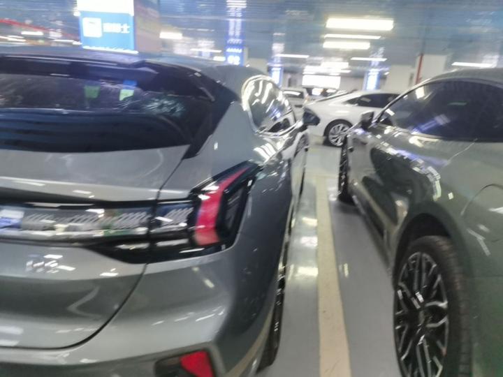 001 2025 YOU 100kWh AWD photo 7