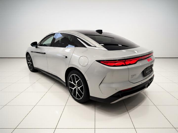 Han L 2025 EV AWD LiDAR Flagship photo 4