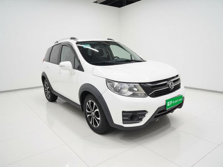 XV 2016 1.6L CVT Comfort photo 3