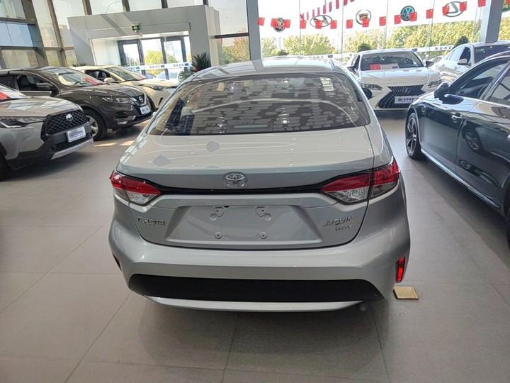 Levin 2021 185T CVT Luxury photo 3