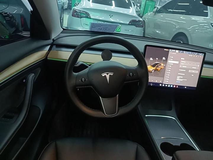Model 3 2022 RWD photo 6