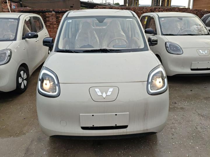 Hongguang MINIEV 2025 4th Gen 4-Door Advanced photo 2