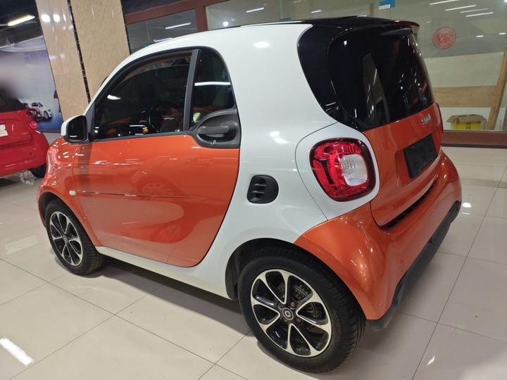 fortwo 2015 1.0L 52 Coupe photo 3