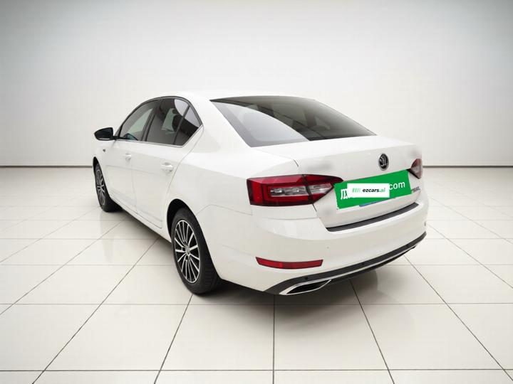Octavia 2018 TSI230 DSG Luxury photo 4