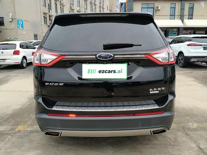 Edge 2016 EcoBoost 245 RWD 7-Seater photo 3